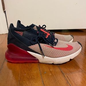 NIKE airmax270 flyknit